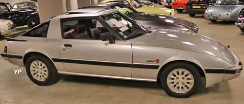 Mazda RX-7 FB