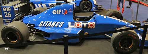 Ligier JS27