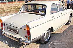 Peugeot 404