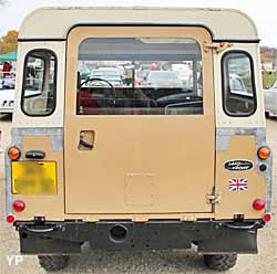 Land Rover Series IIA 109