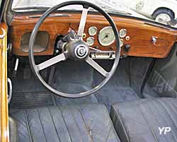 Daimler Conquest Century Drophead Coupé 
