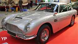 Aston Martin DB6