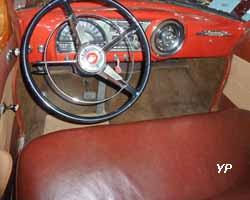 Pontiac Chieftain 52 DeLuxe Station Wagon