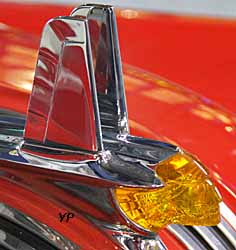 Pontiac Chieftain 52 DeLuxe Station Wagon