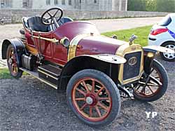 Lion-Peugeot voiturette V4C3