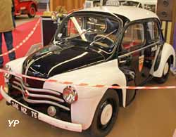 Renault 4 CV Pie