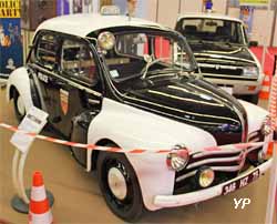 Renault 4 CV Pie