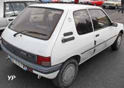 Peugeot 205