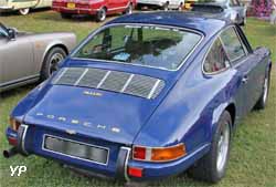 Porsche 911 E