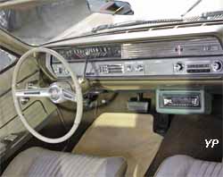 Oldsmobile Cutlass convertible 64