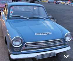 Ford Consul Cortina