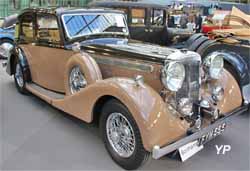 Daimler 4 litre sports berline Vanden Plas