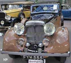 Daimler 4 litre sports berline Vanden Plas