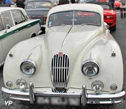 Jaguar XK 140 FHC (Fixed Head Coupé)