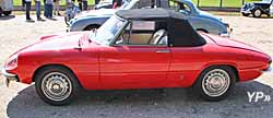 Alfa Romeo Spider Duetto