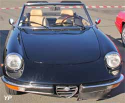 Alfa Romeo Spider 2000