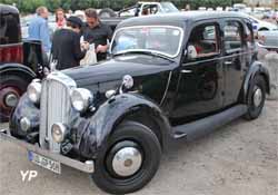 Rover 10 (P2) saloon