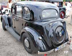 Rover 10 (P2) saloon