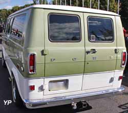 Ford E-Series 1969 Club Wagon 123