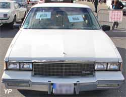 Cadillac DeVille 86 Sedan