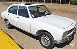 Peugeot 504 TI