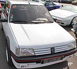 Peugeot 205 GTI 1.6 1990