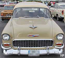 Chevrolet 1955 2-10 Station Wagon