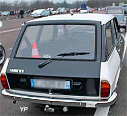 Renault 12 break pie (police)