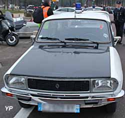 Renault 12 break pie (police)