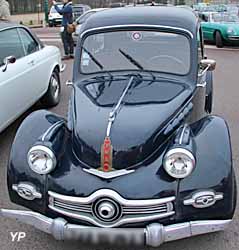 Panhard Dyna X