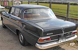 Mercedes 200 D (W110)