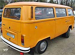 Volkswagen Combi T2b Bus