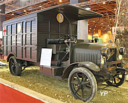 Berliet CBA Unité chirurgicale