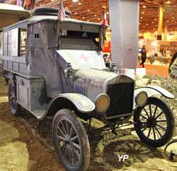 Ford T ambulance militaire