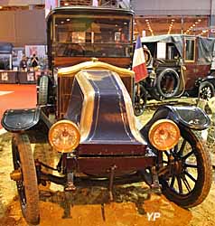 Renault type ES coupé chauffeur Labourdette du maréchal Joffre
