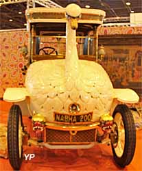 Brooke 25/30 HP Swan Car