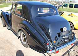 Bentley type R Saloon