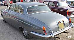 Jaguar Mark X