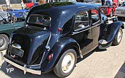 Citroën Traction 11 BL (11 Légère) malle bombée