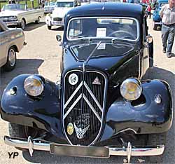 Citroën Traction 11 BL (11 Légère) malle bombée