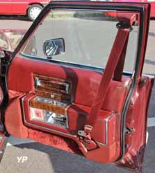 Cadillac Fleetwood Brougham d'Elegance