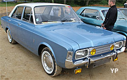 Ford Taunus 17M P7b