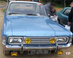 Ford Taunus 17M P7b