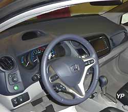 tableau de bord de la Honda Insight hybride
