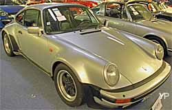 Porsche 911 (930)