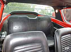 Plymouth Valiant Barracuda Sport Hardtop 2 doors