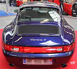 Porsche 911 (993) Carrera 4