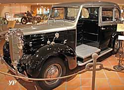 Austin FX3 Taxi Cab