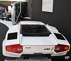 Lamborghini Countach LP400S