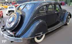 Chrysler Eight Airflow sedan